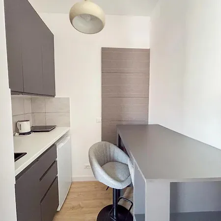Modern - 18 San Remo